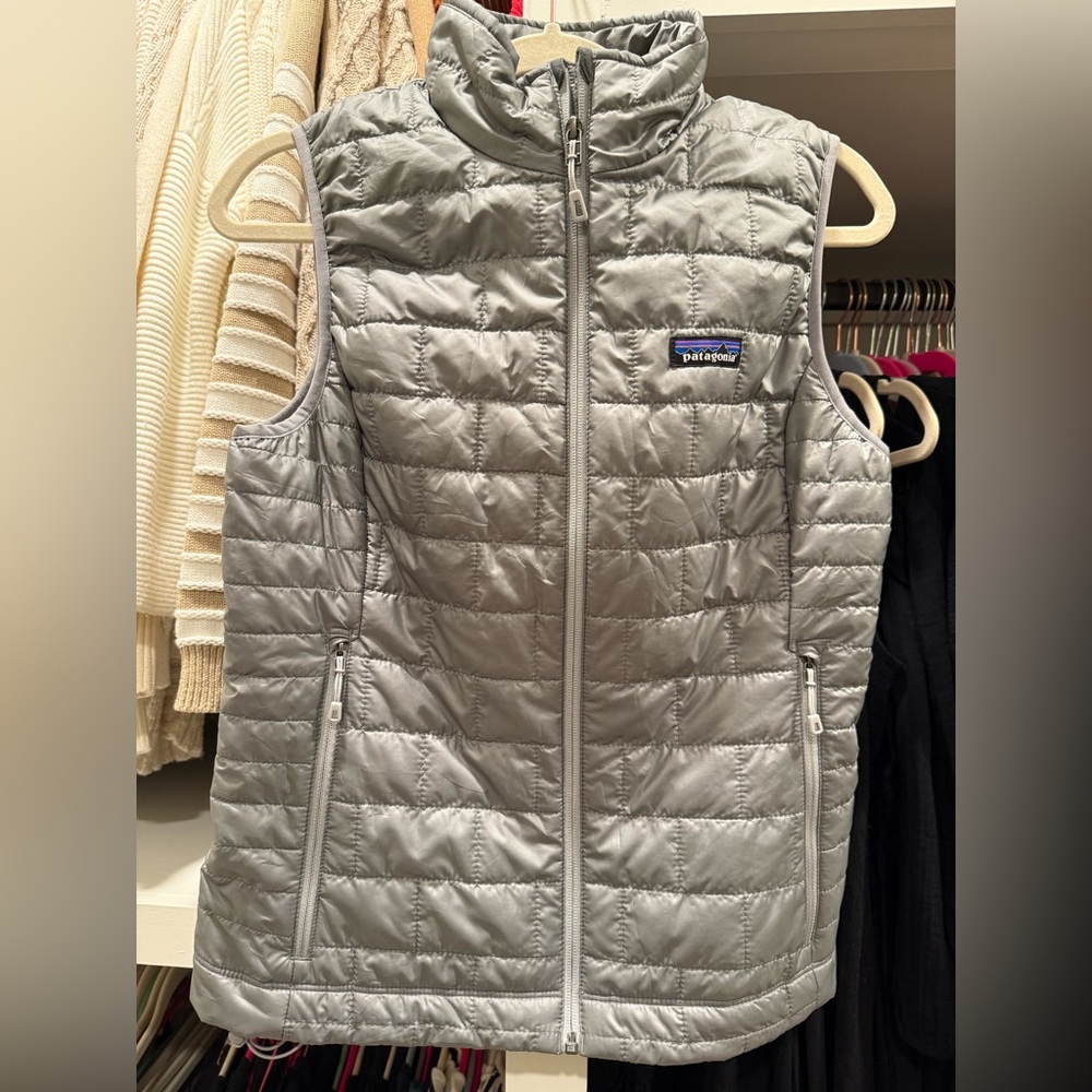 Women's Patagonia Nano Puff Down Vest Size S